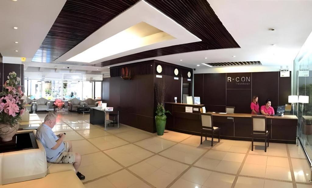 R-Con Residence Pattaja Kültér fotó